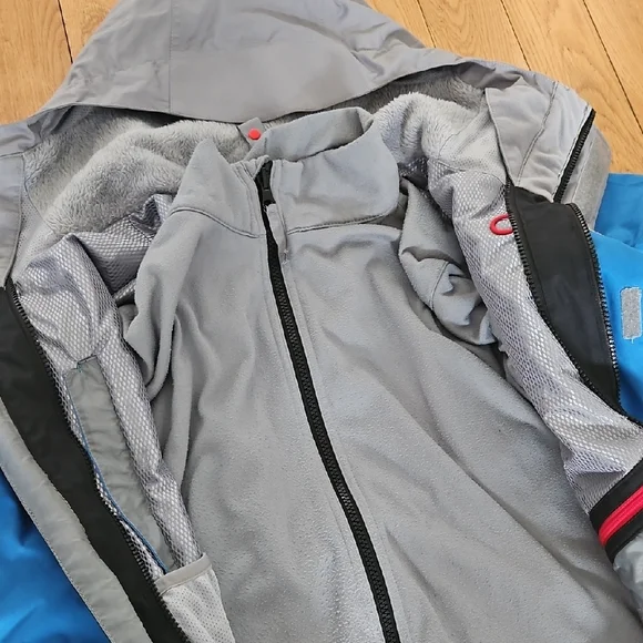 686 jacket - Picture 10 of 13